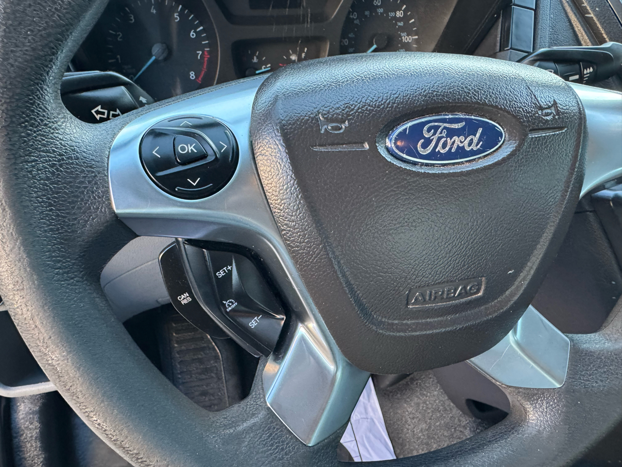 Ford Transit 250 Van Low Roof 60/40 Pass.130-in. WB 2016