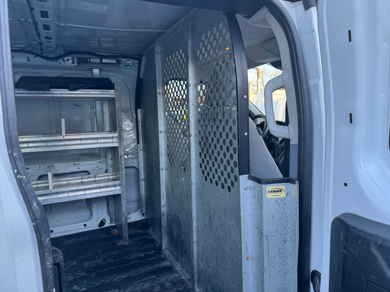 Ford Transit 250 Van Low Roof 60/40 Pass.130-in. WB 2016