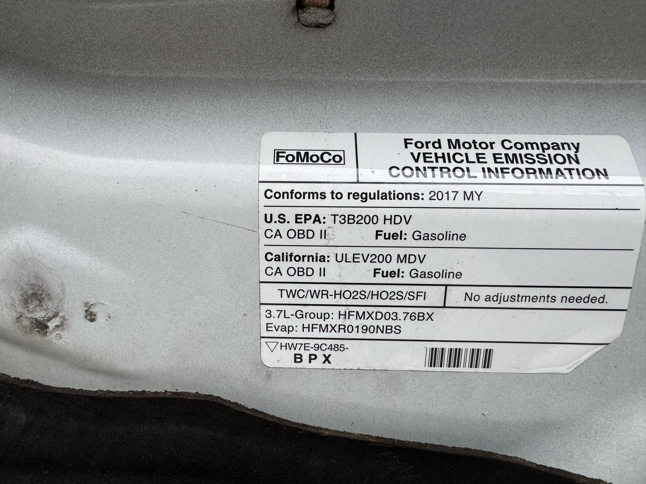 Ford Transit 250 Van Low Roof 60/40 Pass.130-in. WB 2017