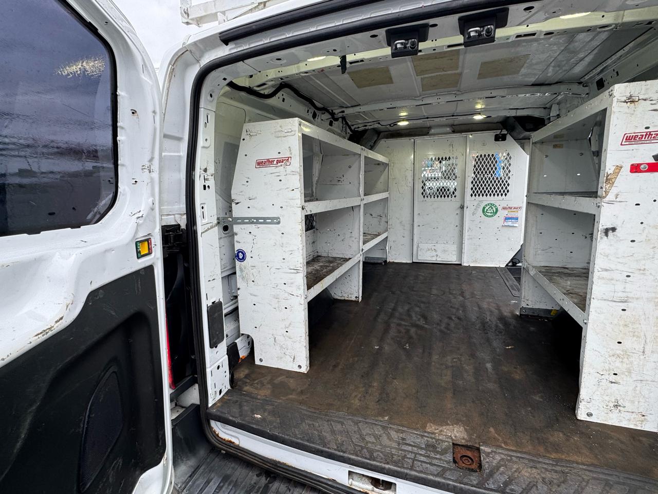 Ford Transit 250 Van Low Roof 60/40 Pass.130-in. WB 2017