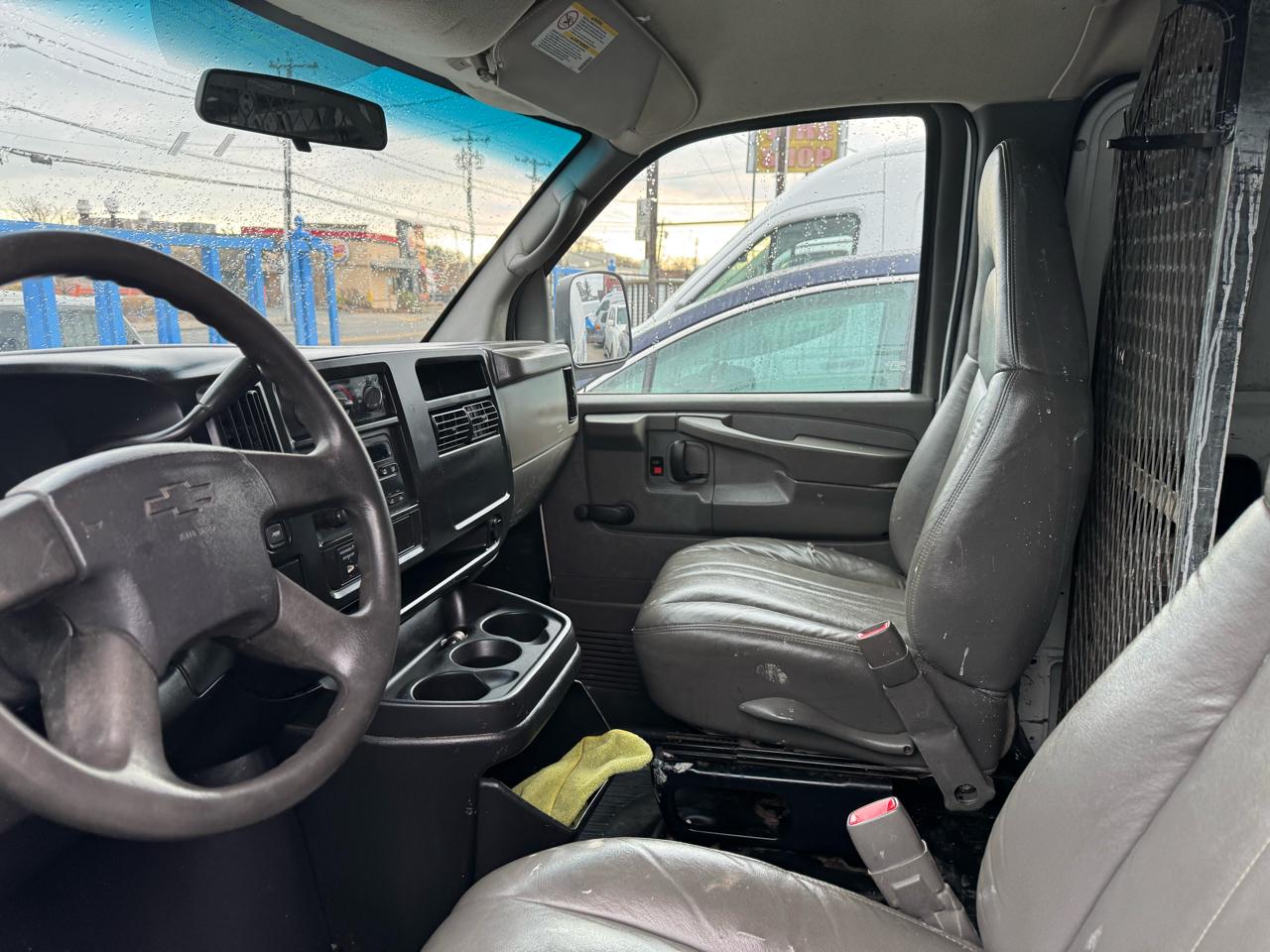 Chevrolet Express 2500 Cargo 2005