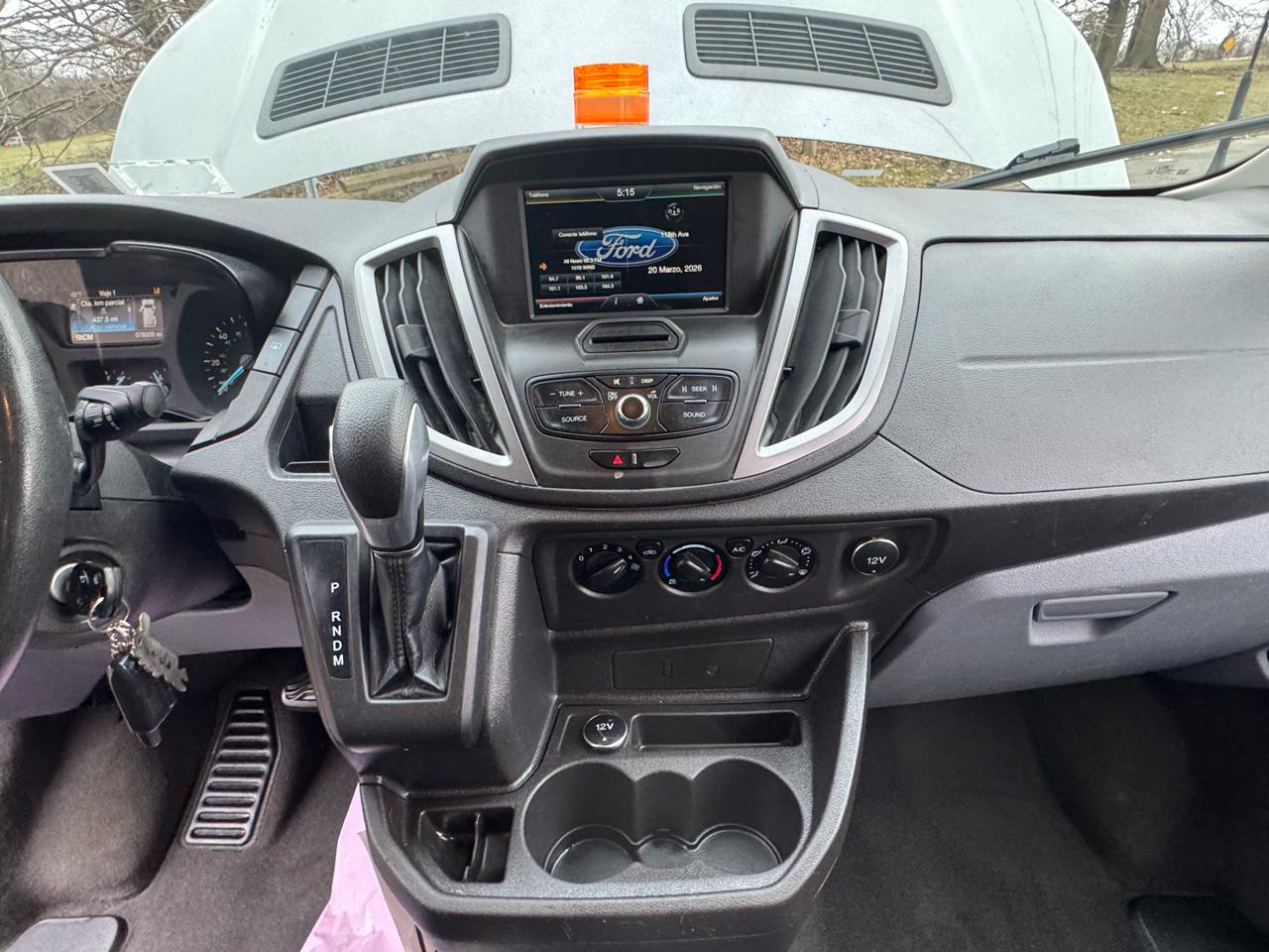 Ford Transit 350 Wagon Low Roof XL w/Sliding Pass. 148-in. WB 2015