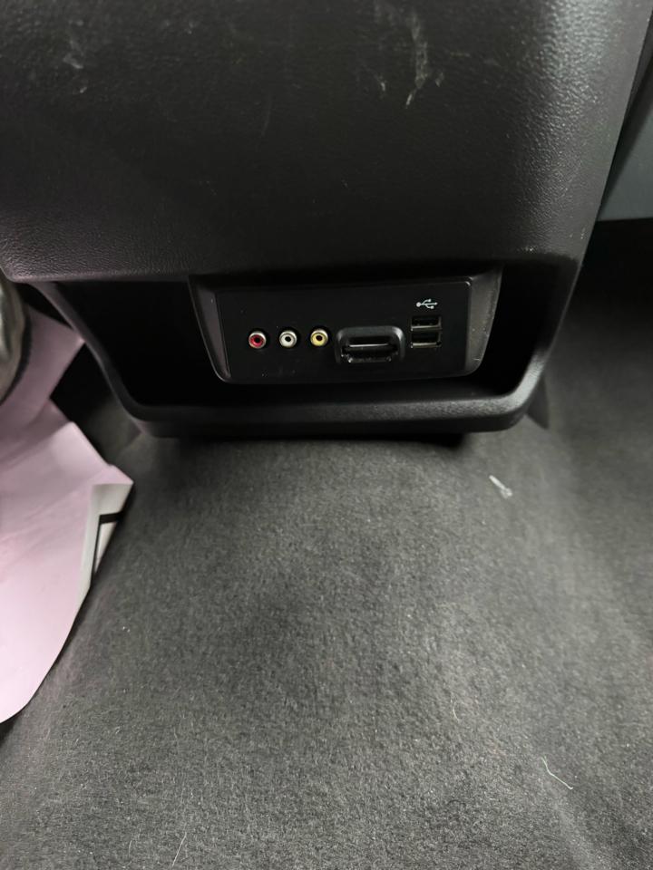 Ford Transit 350 Wagon Low Roof XL w/Sliding Pass. 148-in. WB 2015