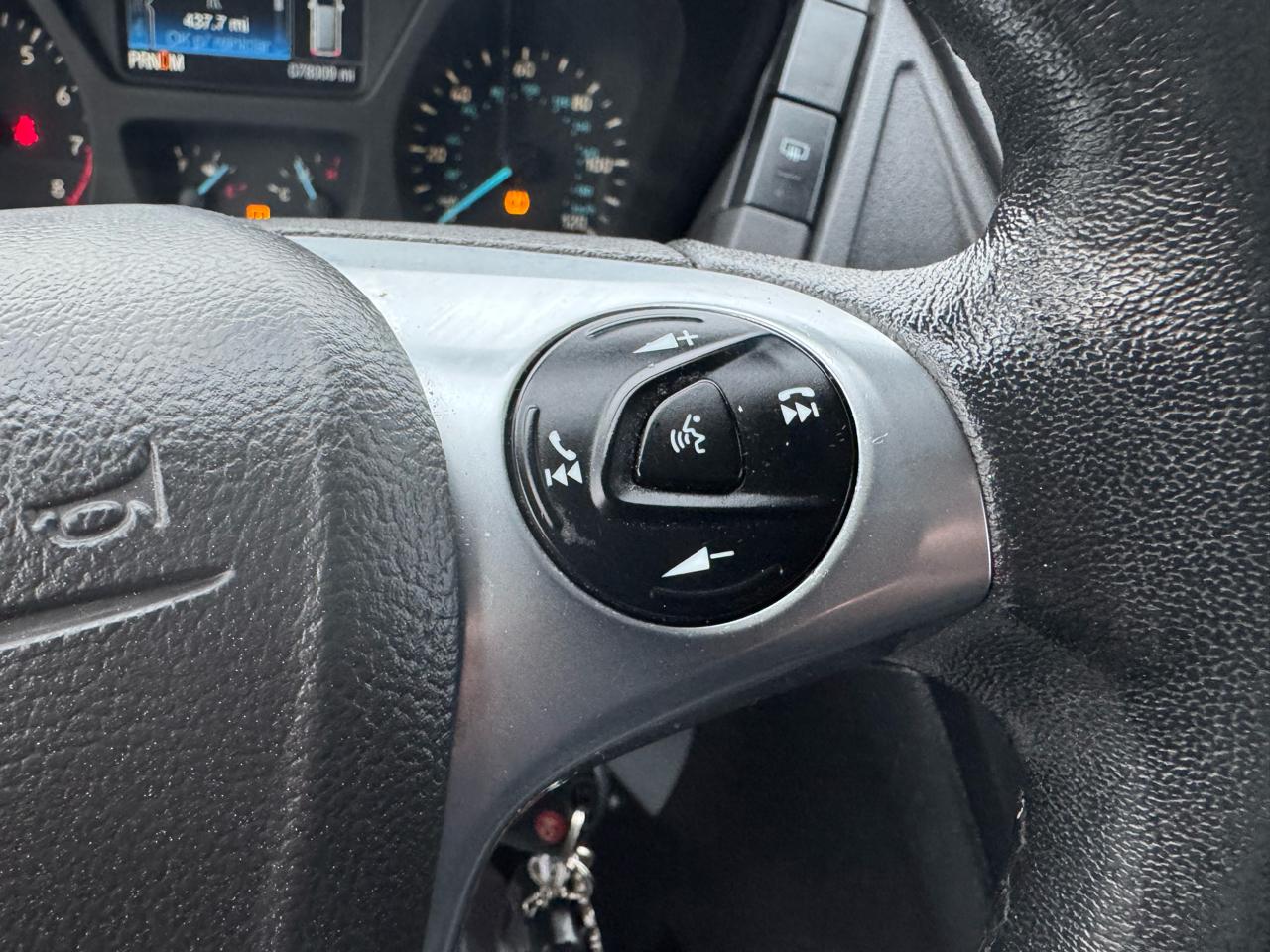 Ford Transit 350 Wagon Low Roof XL w/Sliding Pass. 148-in. WB 2015