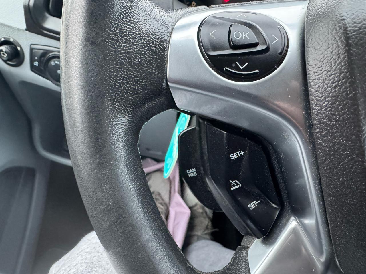 Ford Transit 350 Wagon Low Roof XL w/Sliding Pass. 148-in. WB 2015