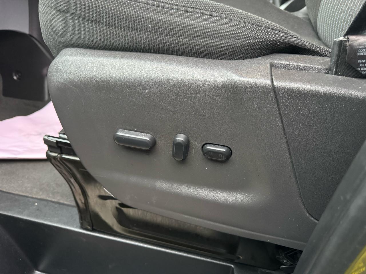 Ford Transit 350 Wagon Low Roof XL w/Sliding Pass. 148-in. WB 2015