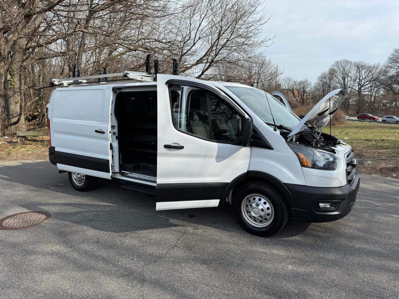 Ford Transit 350 Van Low Roof w/Sliding Pass. 148-in. WB 2020