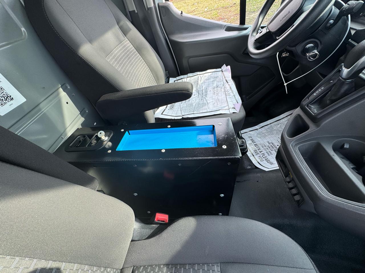 Ford Transit 350 Van Low Roof w/Sliding Pass. 148-in. WB 2020