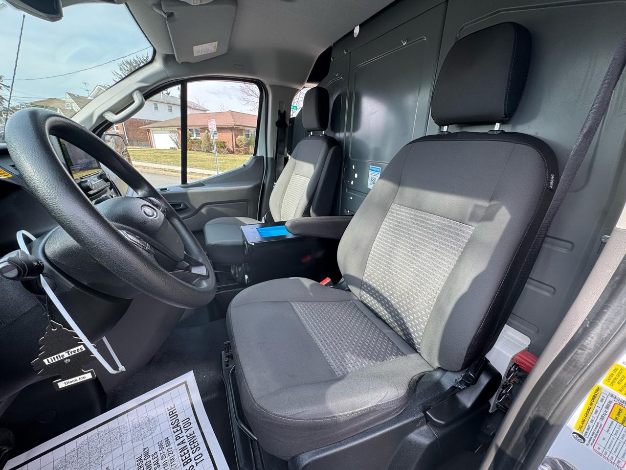 Ford Transit 350 Van Low Roof w/Sliding Pass. 148-in. WB 2020