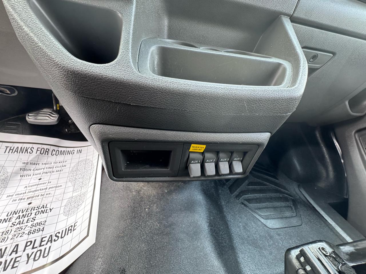 Ford Transit 350 Van Low Roof w/Sliding Pass. 148-in. WB 2020