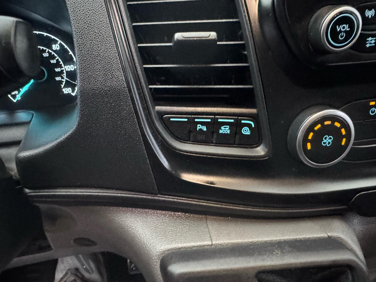 Ford Transit 250 Van Low Roof w/Sliding Pass. 130-in. WB 2021