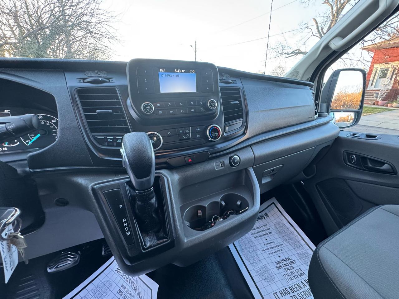 Ford Transit 150 Van Low Roof w/Sliding Pass. 130-in. WB 2023