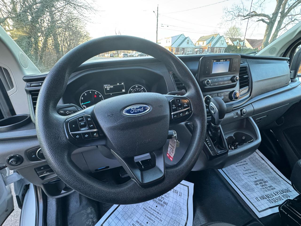 Ford Transit 150 Van Low Roof w/Sliding Pass. 130-in. WB 2023