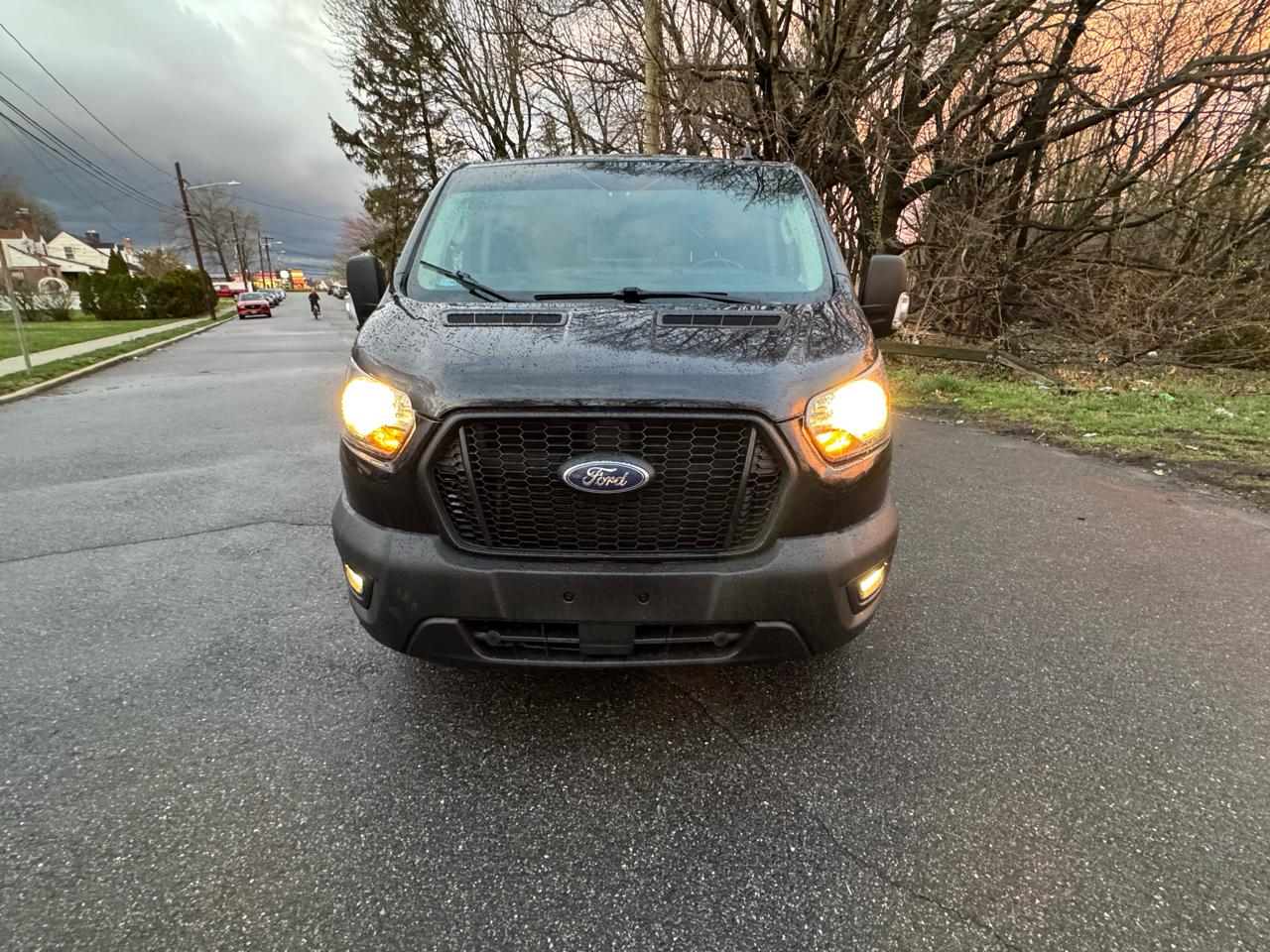 Ford Transit 150 Van Low Roof w/Sliding Pass. 148-in. WB 2023