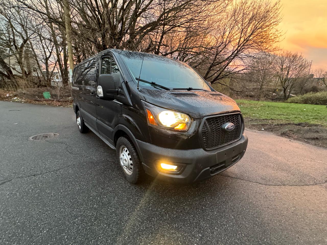 Ford Transit 150 Van Low Roof w/Sliding Pass. 148-in. WB 2023