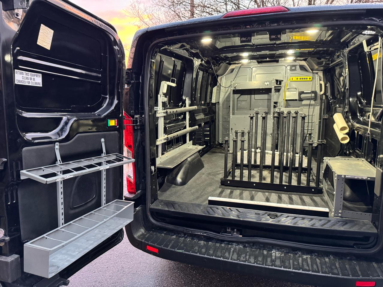 Ford Transit 150 Van Low Roof w/Sliding Pass. 148-in. WB 2023