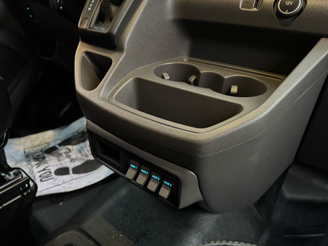 Ford Transit 150 Van Low Roof w/Sliding Pass. 148-in. WB 2023