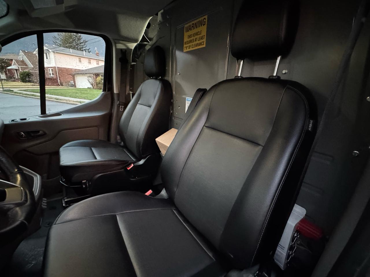 Ford Transit 150 Van Low Roof w/Sliding Pass. 148-in. WB 2023