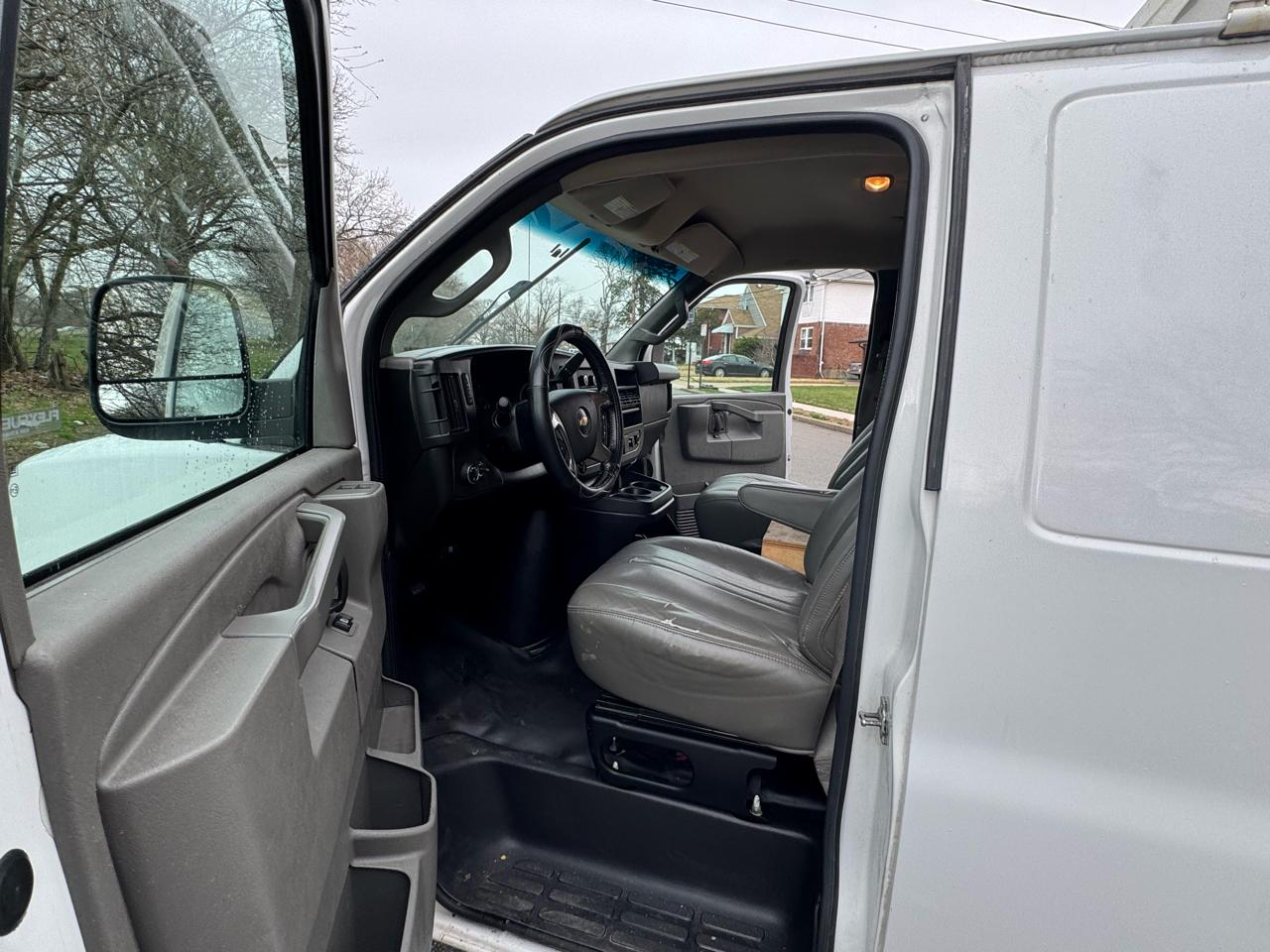 Chevrolet Express 3500 Cargo 2016