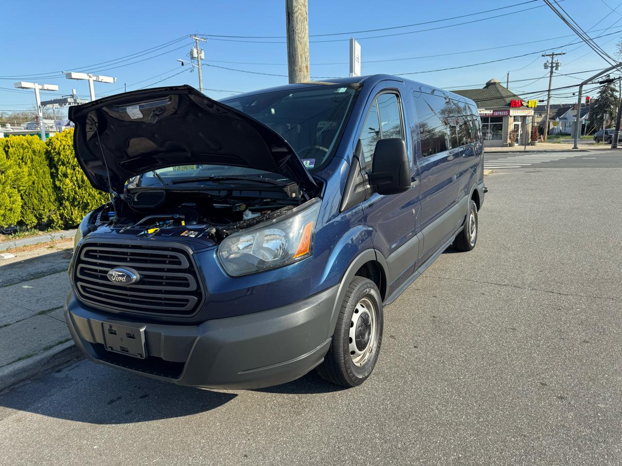 Ford Transit 350 Wagon Low Roof XL w/Sliding Pass. 148-in. WB 2016