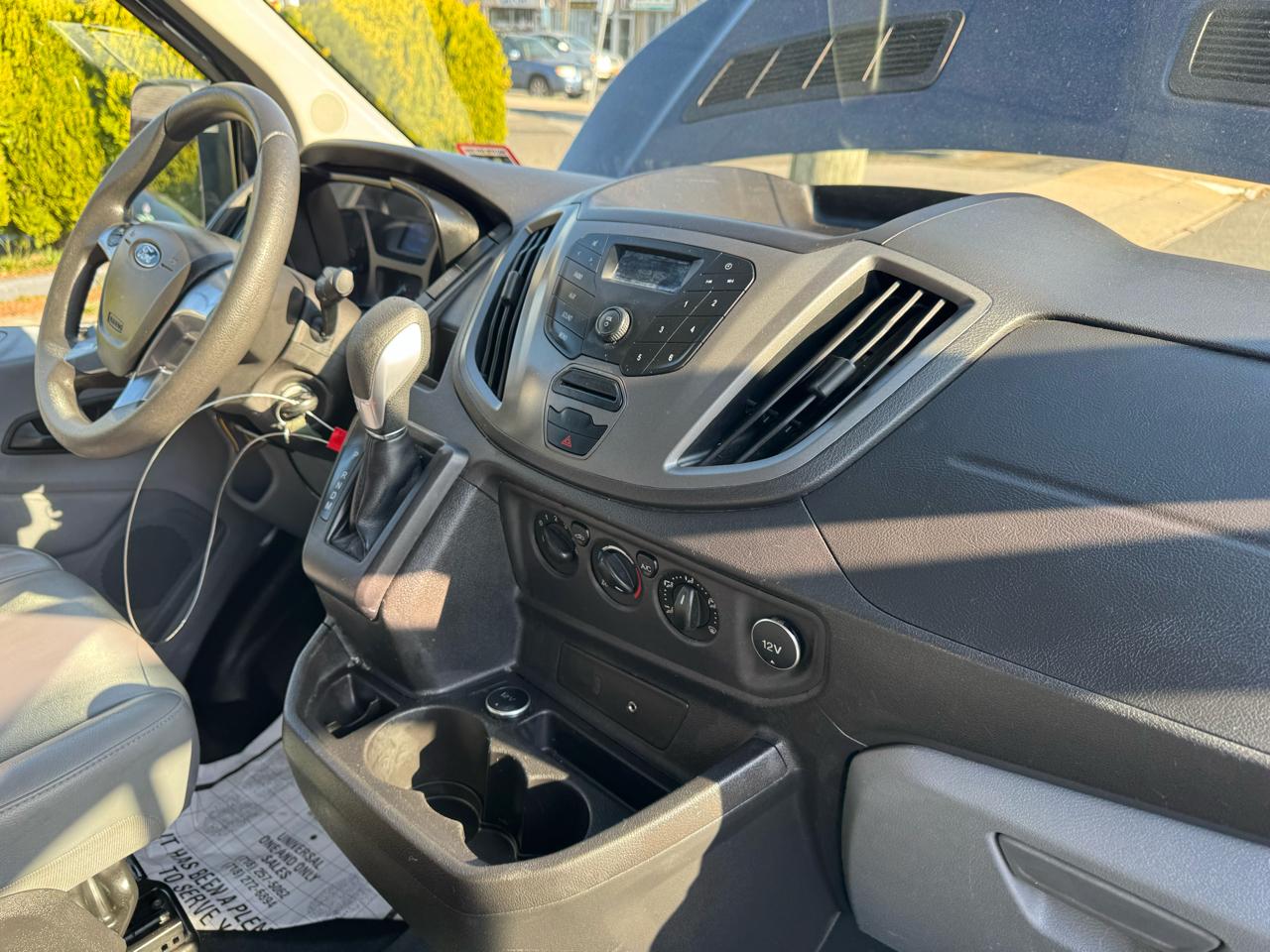 Ford Transit 350 Wagon Low Roof XL w/Sliding Pass. 148-in. WB 2016