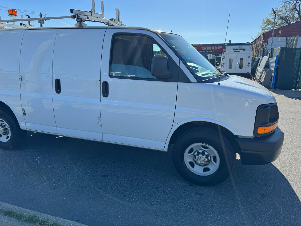 Chevrolet Express 2500 Cargo FFV 2015