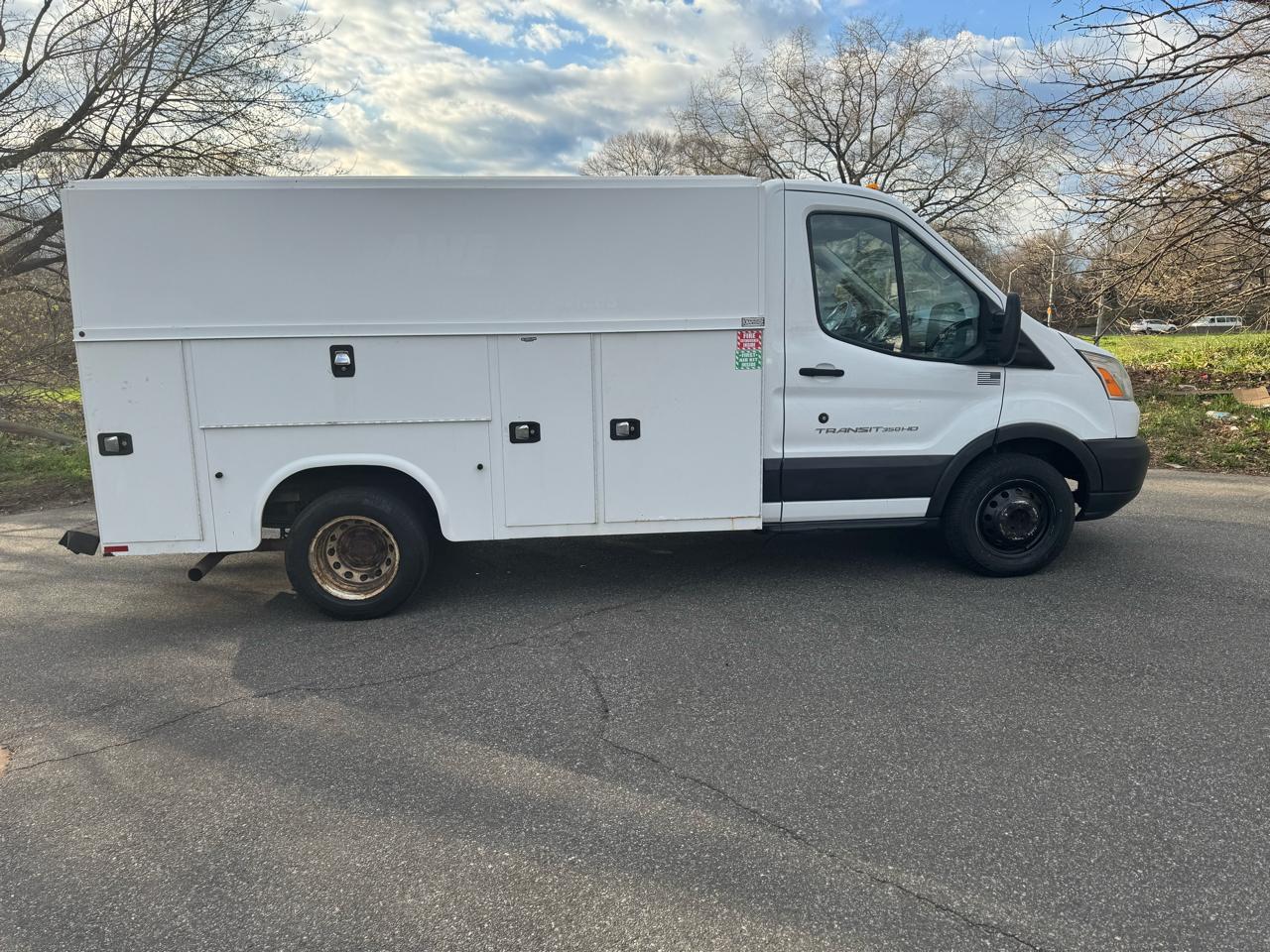 Ford Transit T-350 HD DRW 2016