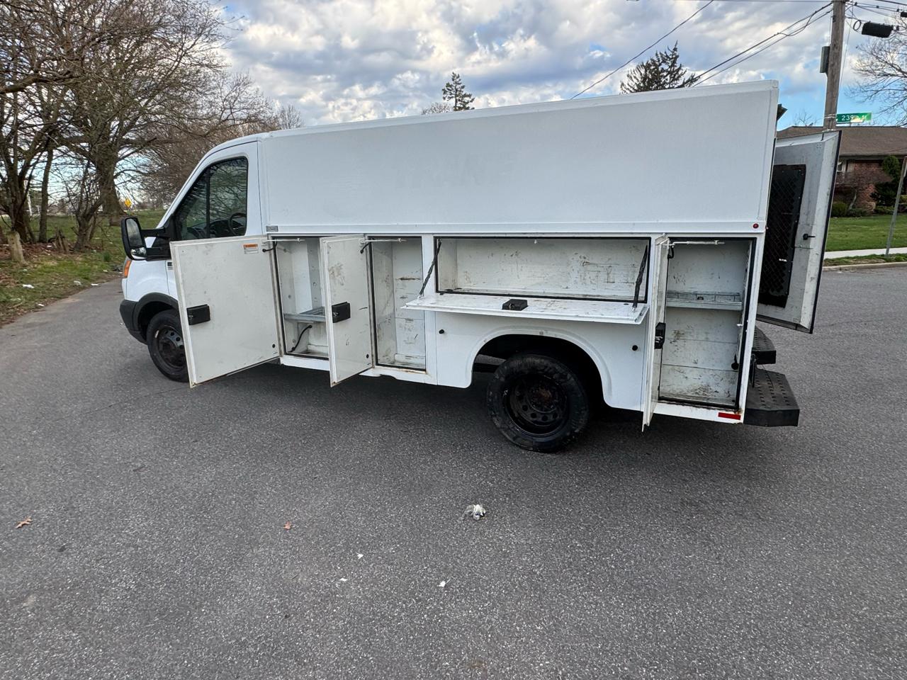 Ford Transit T-350 HD DRW 2016