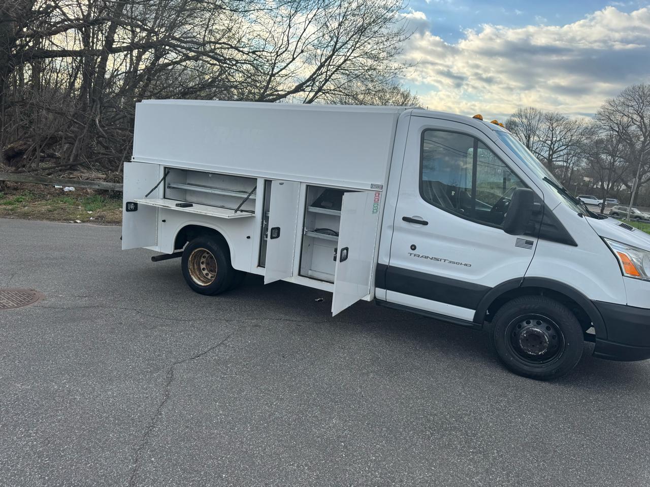 Ford Transit T-350 HD DRW 2016