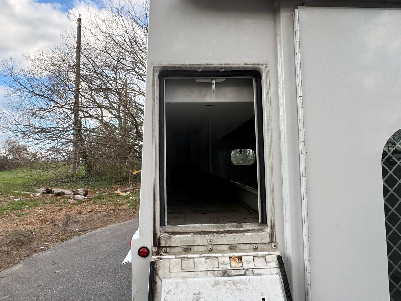 Ford Transit T-350 HD DRW 2016