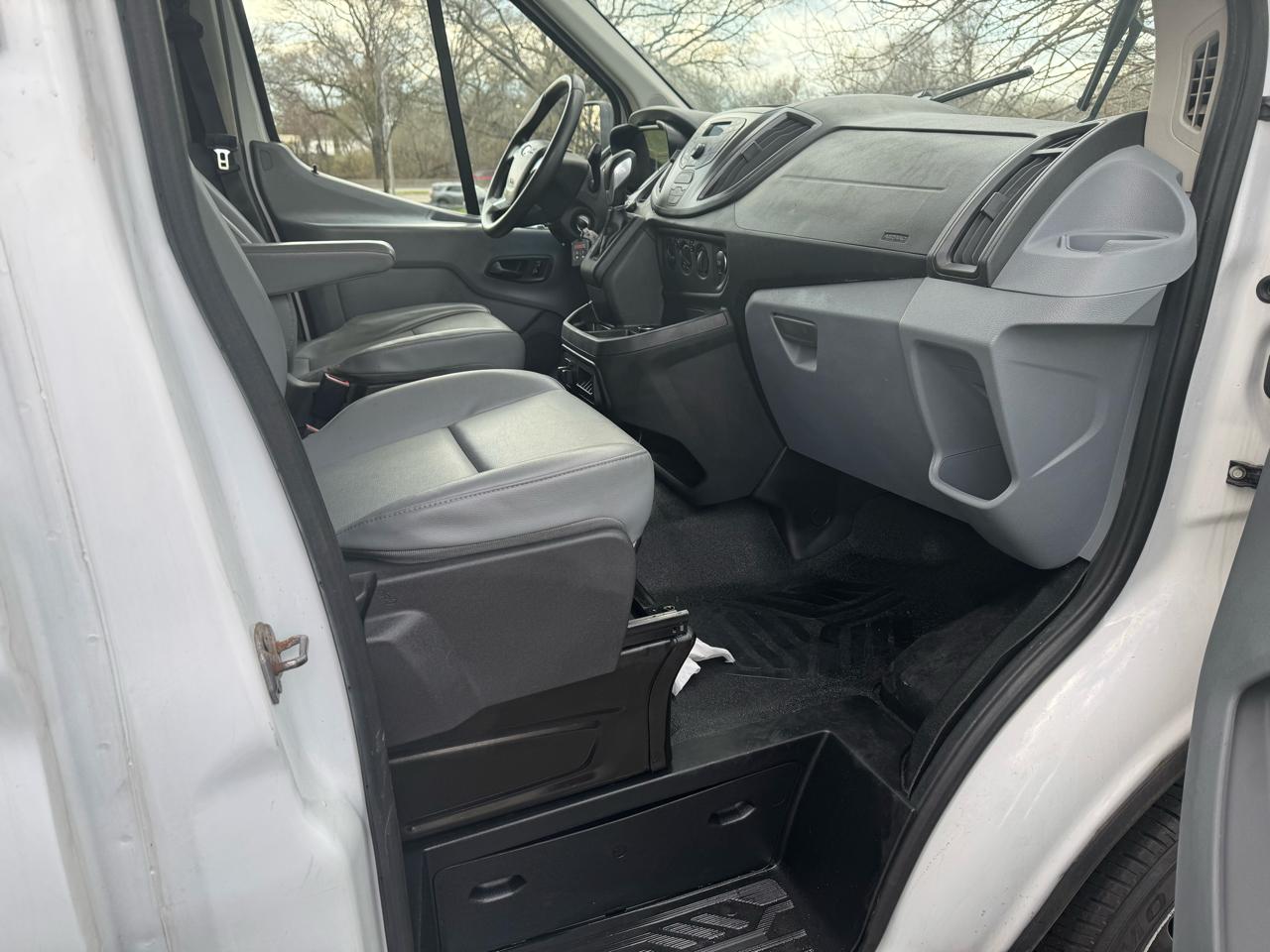 Ford Transit T-350 HD DRW 2016