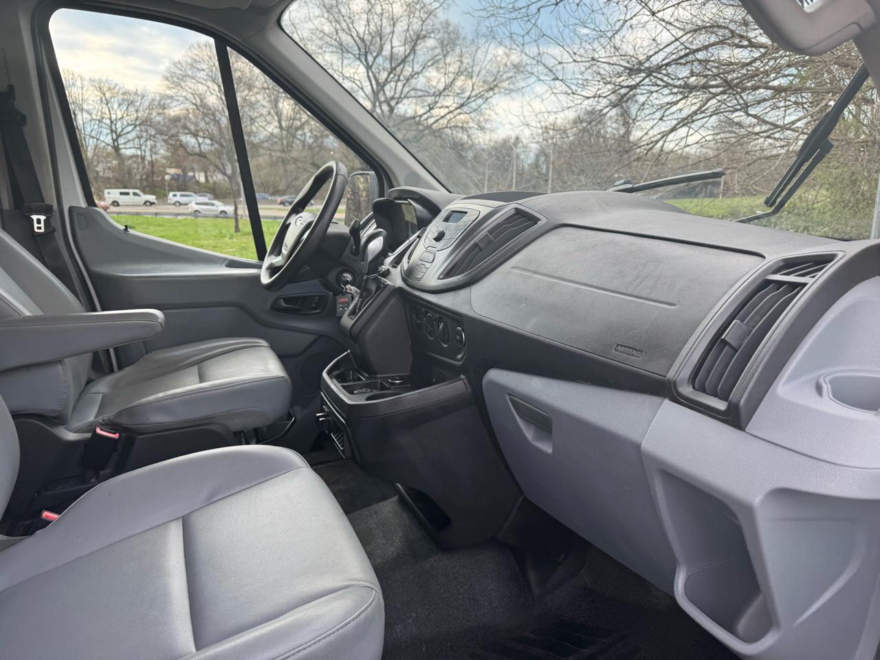 Ford Transit T-350 HD DRW 2016