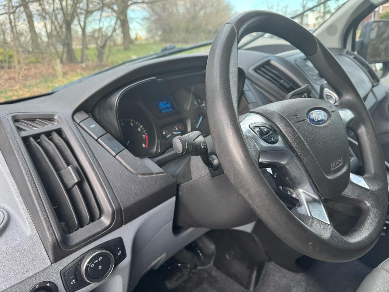 Ford Transit T-350 HD DRW 2016