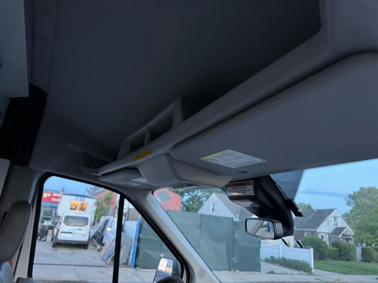 Ford Transit 150 Van Med. Roof w/Sliding Pass. 148-in. WB 2016