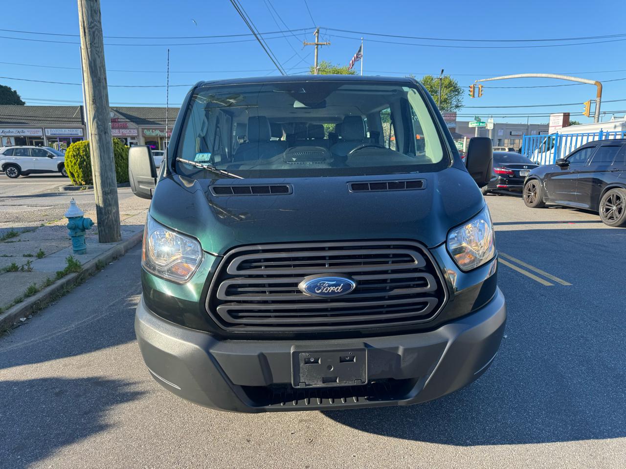 Ford Transit 150 Wagon Low Roof XL 60/40 Pass. 130-in. WB 2017