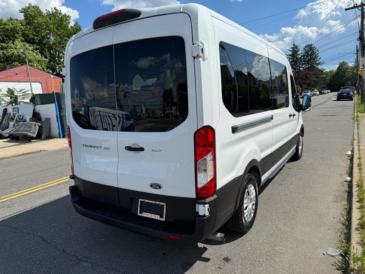 Ford Transit 350 Wagon Med. Roof XL w/Sliding Pass. 148-in. WB 2021