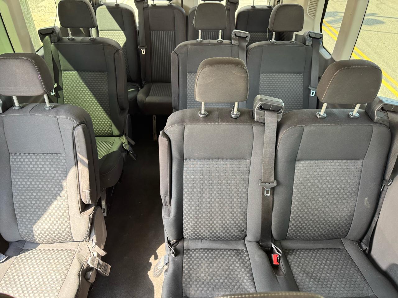 Ford Transit 350 Wagon Med. Roof XL w/Sliding Pass. 148-in. WB 2021