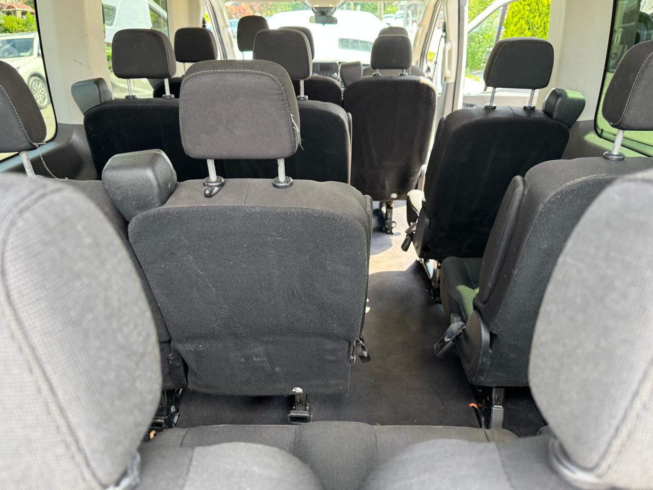 Ford Transit 350 Wagon Med. Roof XL w/Sliding Pass. 148-in. WB 2021