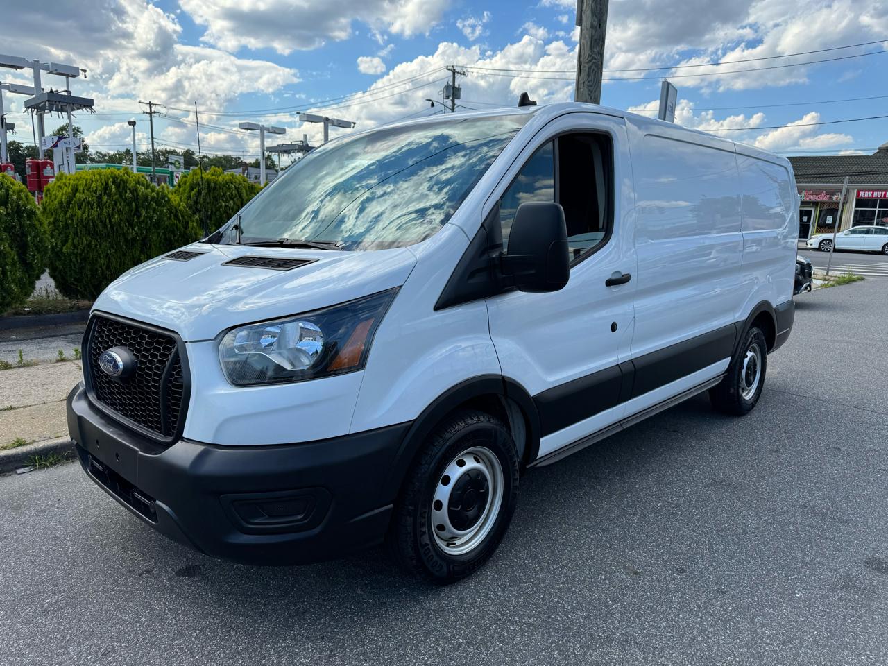 Ford Transit 150 Van Low Roof w/Sliding Pass. 130-in. WB 2022