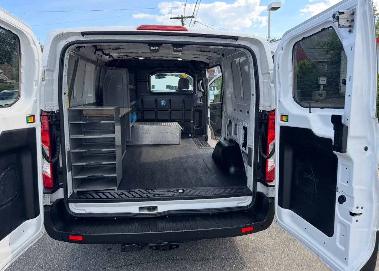 Ford Transit 150 Van Low Roof w/Sliding Pass. 130-in. WB 2022