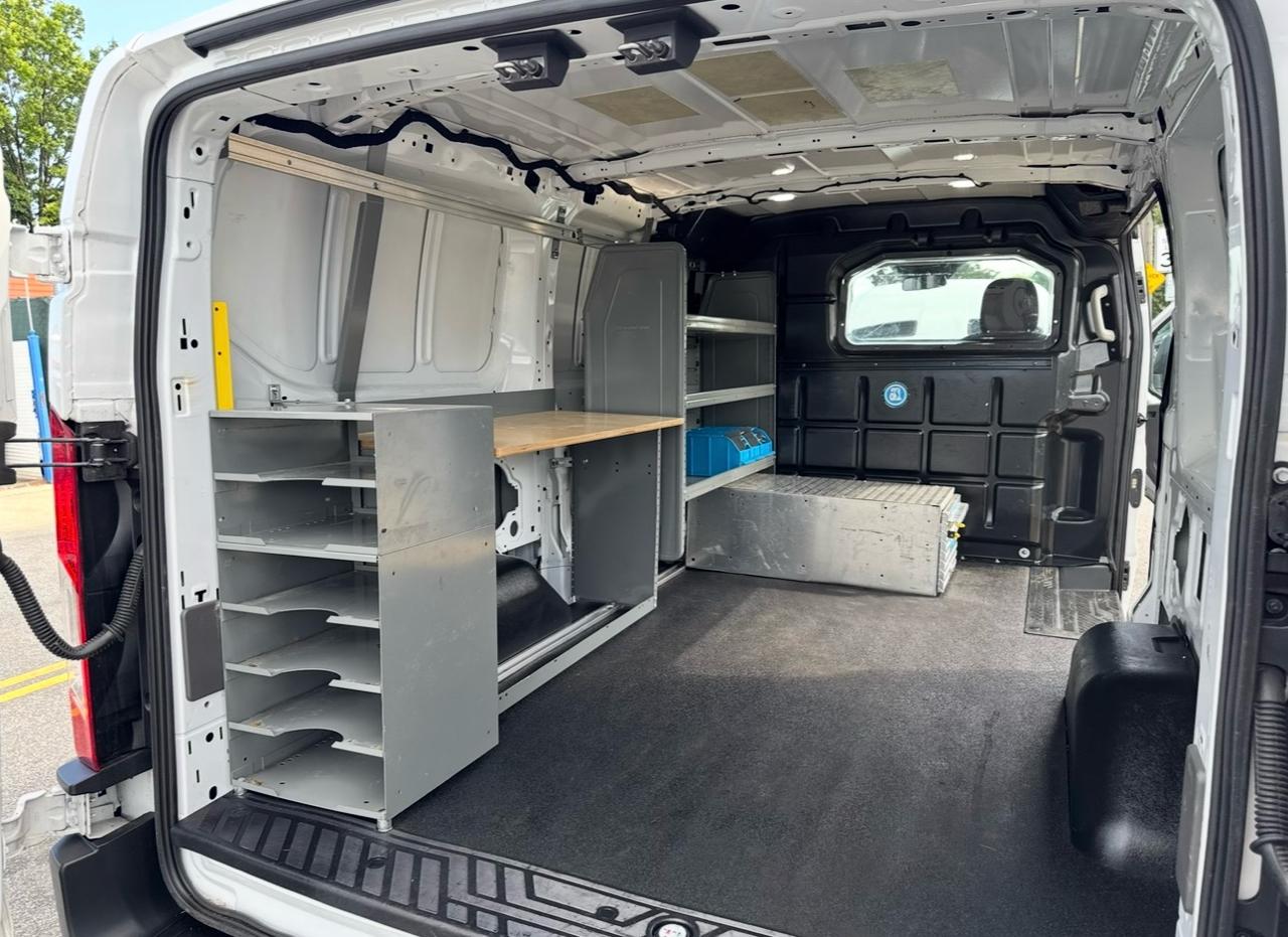 Ford Transit 150 Van Low Roof w/Sliding Pass. 130-in. WB 2022