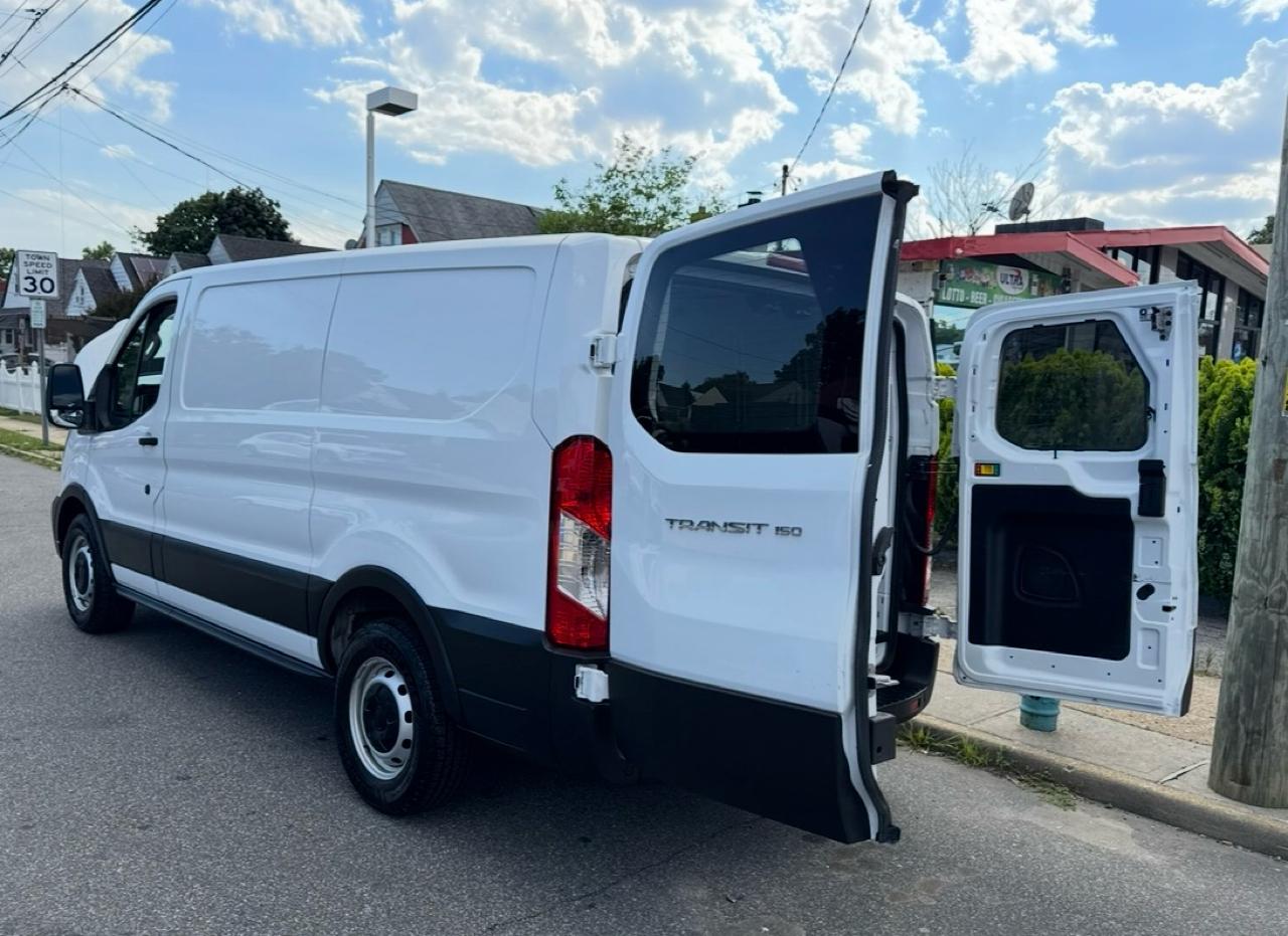 Ford Transit 150 Van Low Roof w/Sliding Pass. 130-in. WB 2022