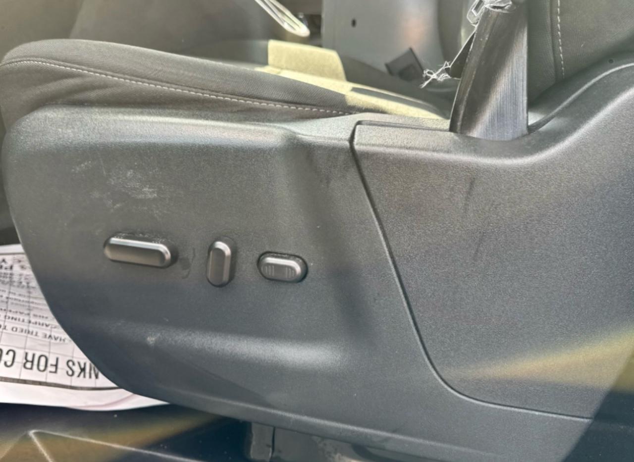 Ford Transit 150 Van Low Roof w/Sliding Pass. 130-in. WB 2022