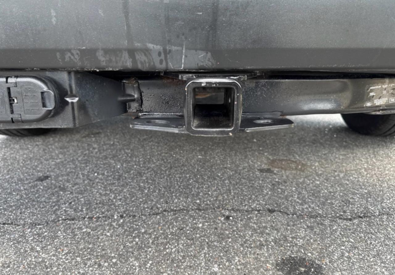 Ford Transit 150 Van Low Roof w/Sliding Pass. 130-in. WB 2022
