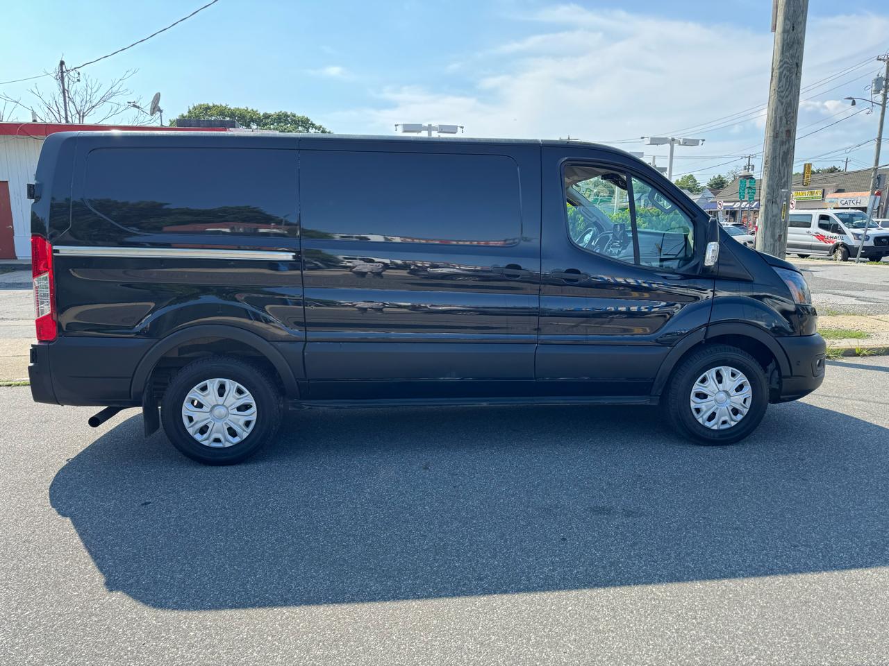 Ford Transit 150 Van Low Roof w/Sliding Pass. 130-in. WB 2021