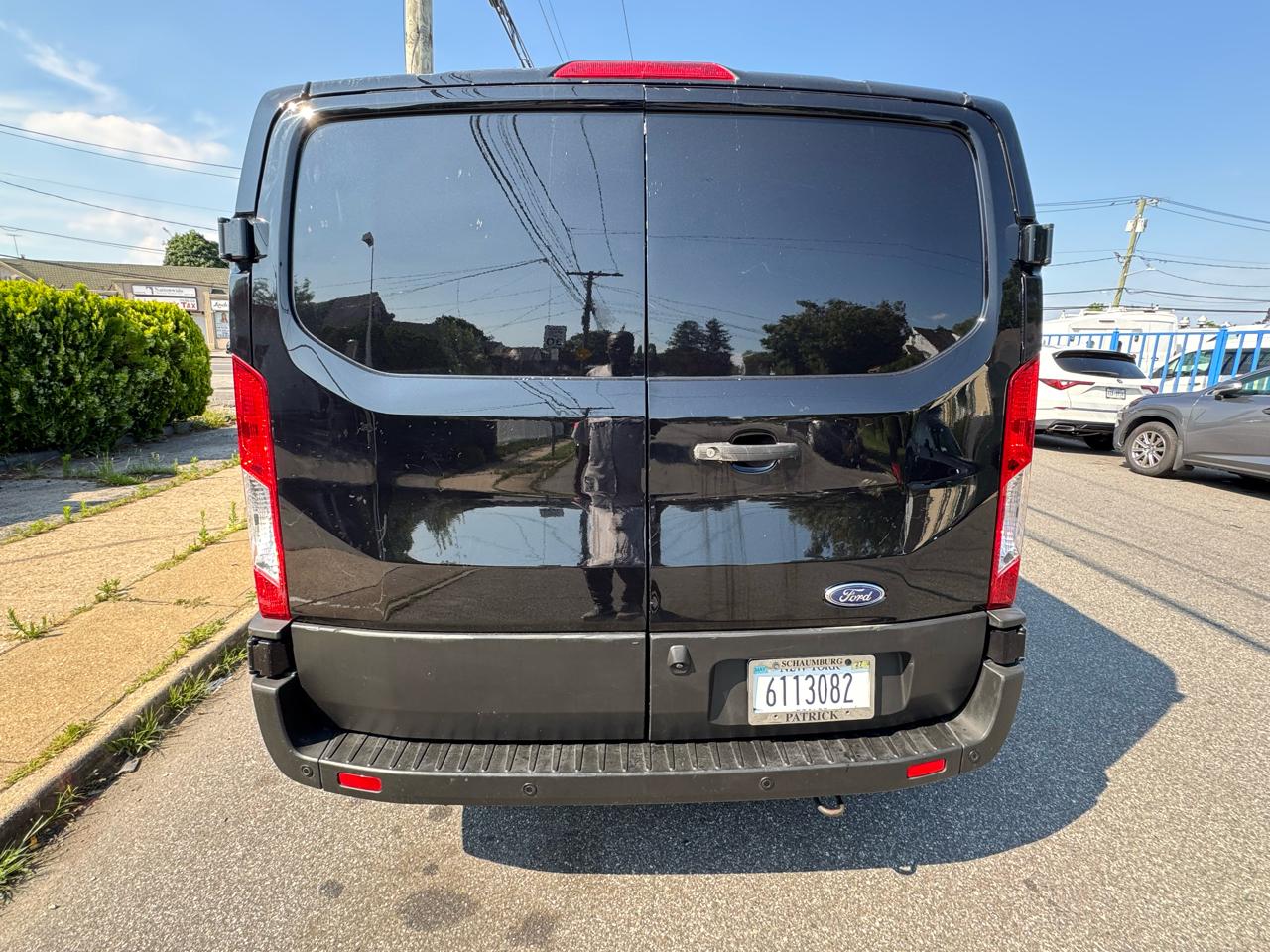 Ford Transit 150 Van Low Roof w/Sliding Pass. 130-in. WB 2021