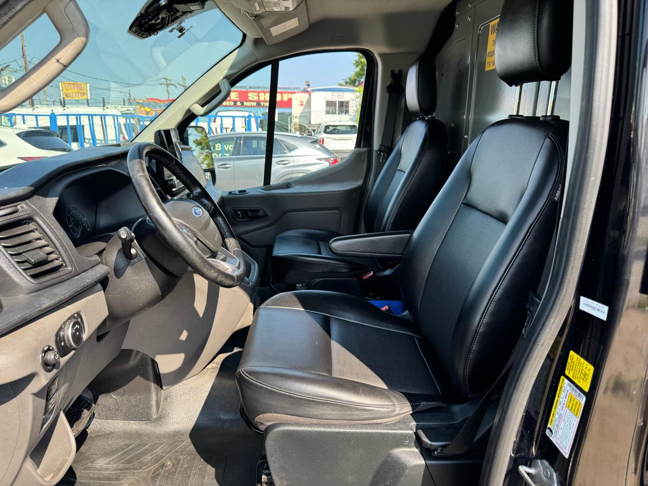 Ford Transit 150 Van Low Roof w/Sliding Pass. 130-in. WB 2021