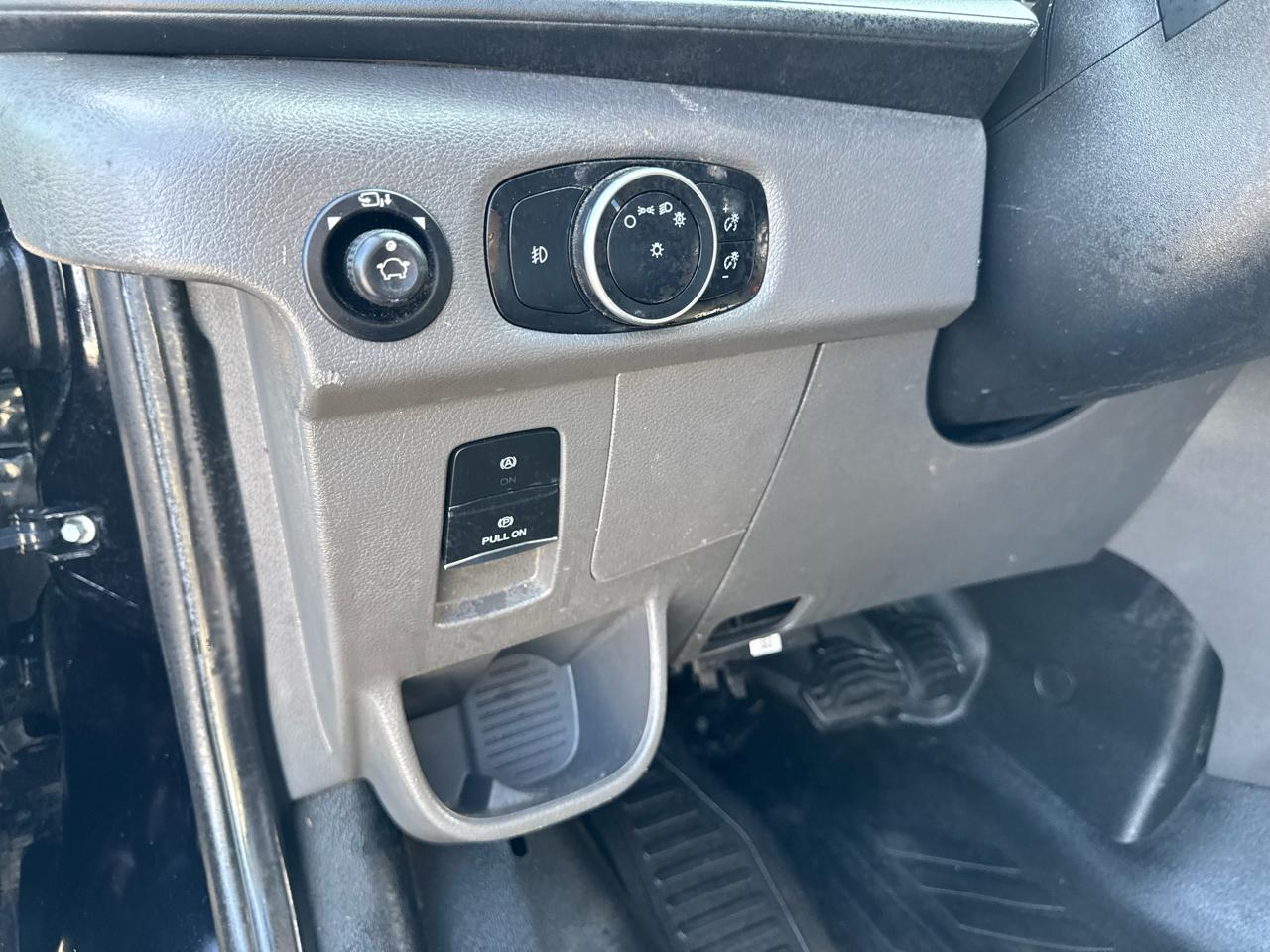 Ford Transit 150 Van Low Roof w/Sliding Pass. 130-in. WB 2021