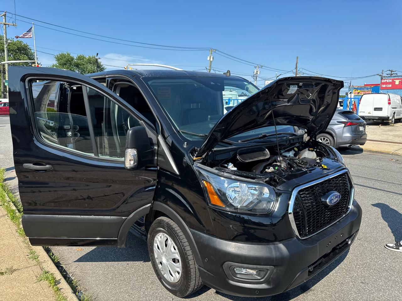 Ford Transit 150 Van Low Roof w/Sliding Pass. 130-in. WB 2021