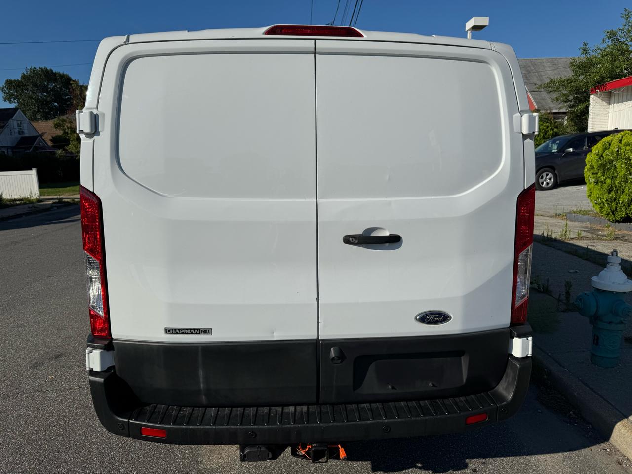 Ford Transit 250 Van Low Roof w/Sliding Pass. 130-in. WB 2021
